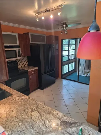 2220 Bahia Vista Street Sarasota FL 34239