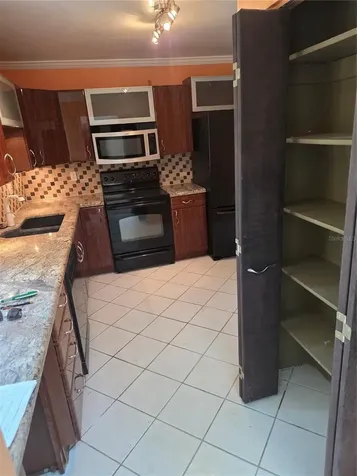 2220 Bahia Vista Street Sarasota FL 34239