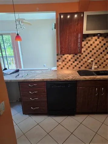 2220 Bahia Vista Street Sarasota FL 34239