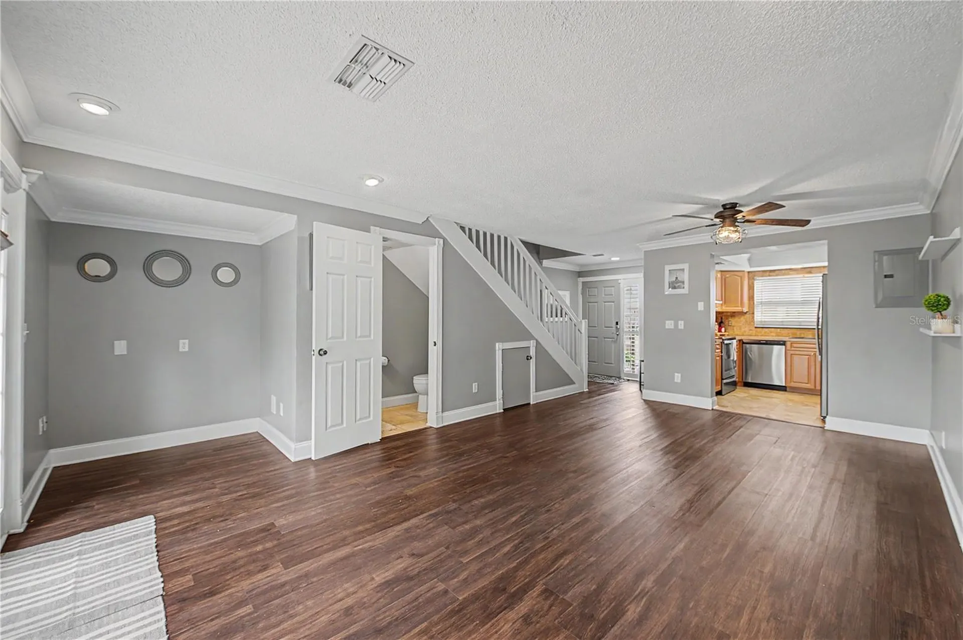 3010 S Pines Drive Largo FL 33771