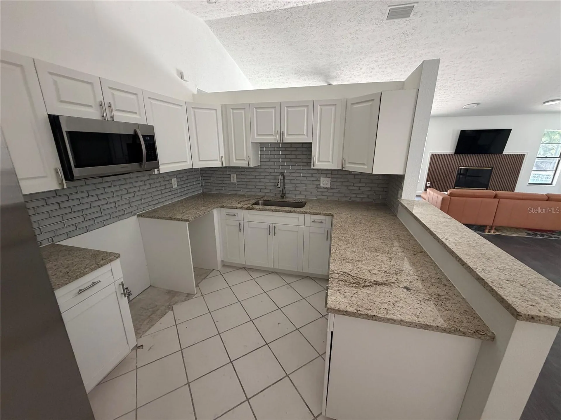 4601 Farmhouse Drive Tampa FL 33624