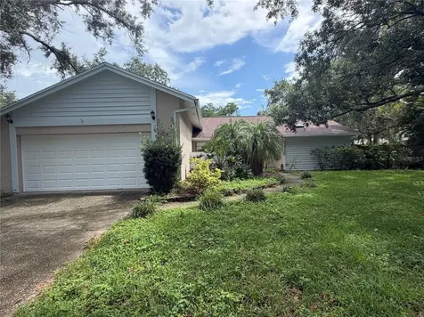 4601 Farmhouse Drive Tampa FL 33624