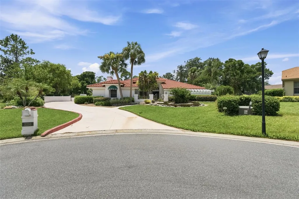 2210 Wedgewood Court Plant City FL 33566