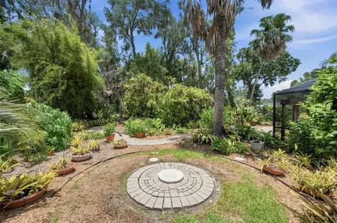 2210 Wedgewood Court Plant City FL 33566