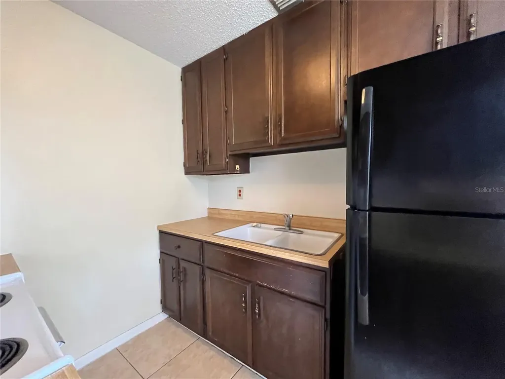 423 E Sessoms Avenue Lake Wales FL 33853