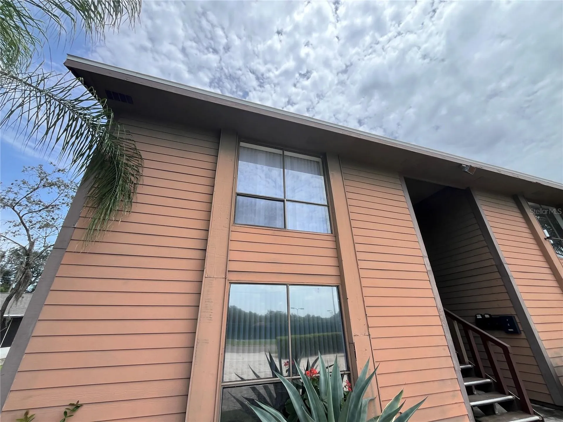 423 E Sessoms Avenue Lake Wales FL 33853