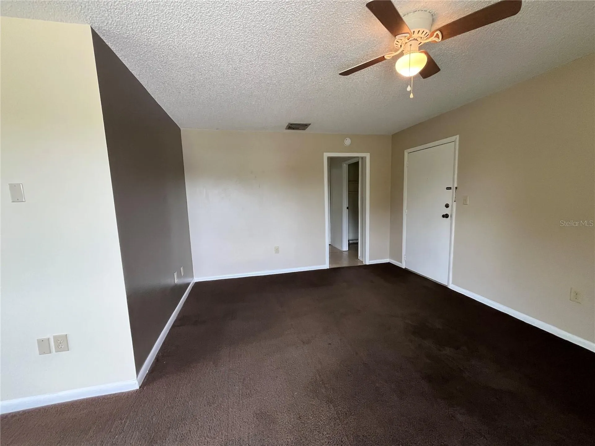 423 E Sessoms Avenue Lake Wales FL 33853