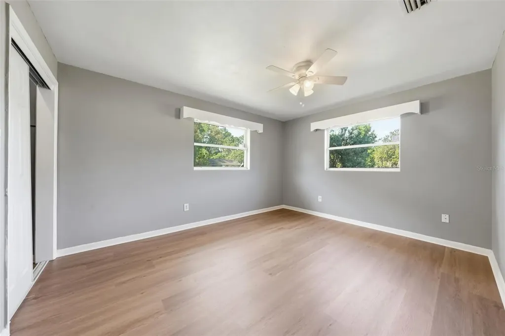 22526 SE 62nd Avenue Hawthorne FL 32640