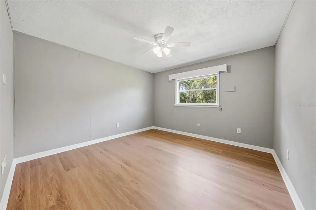 22526 SE 62nd Avenue Hawthorne FL 32640