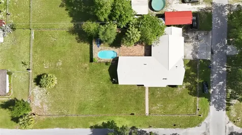 22526 SE 62nd Avenue Hawthorne FL 32640
