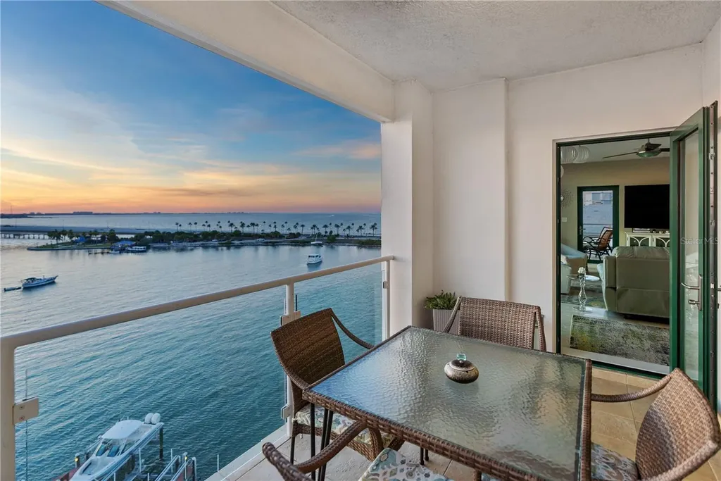 258 Golden Gate Point Sarasota FL 34236