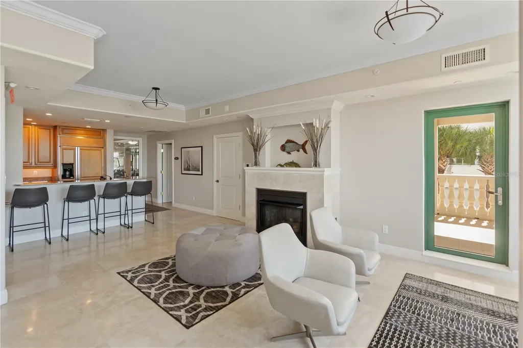 258 Golden Gate Point Sarasota FL 34236