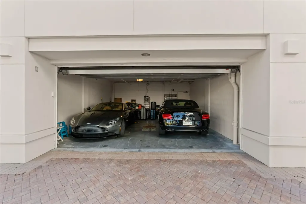 258 Golden Gate Point Sarasota FL 34236