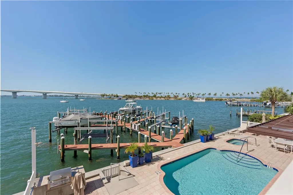 258 Golden Gate Point Sarasota FL 34236