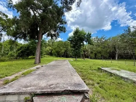 9749 Florida Street Fanning Springs FL 32693