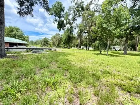9749 Florida Street Fanning Springs FL 32693