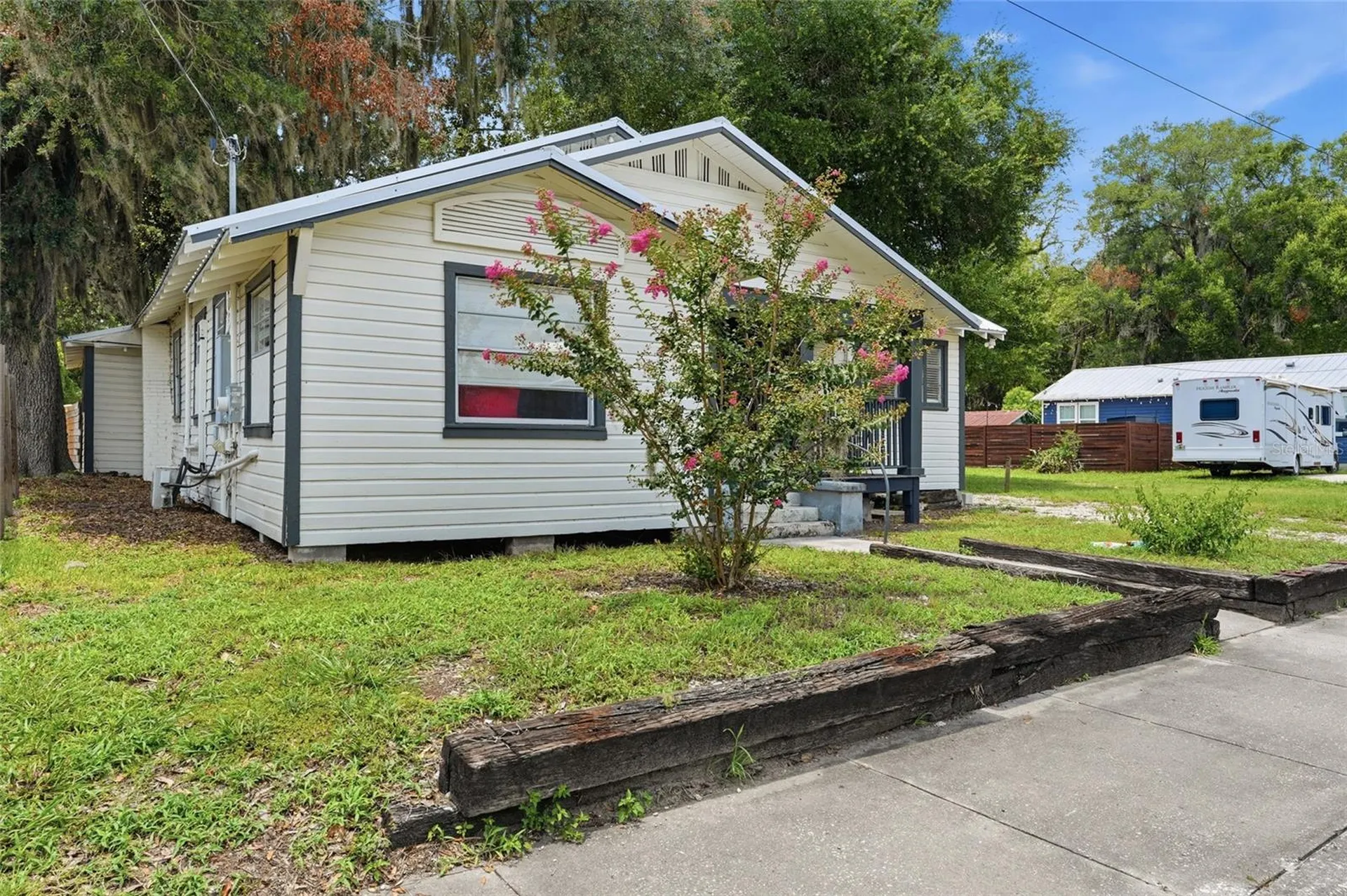 619 NW 7th Avenue Gainesville FL 32601