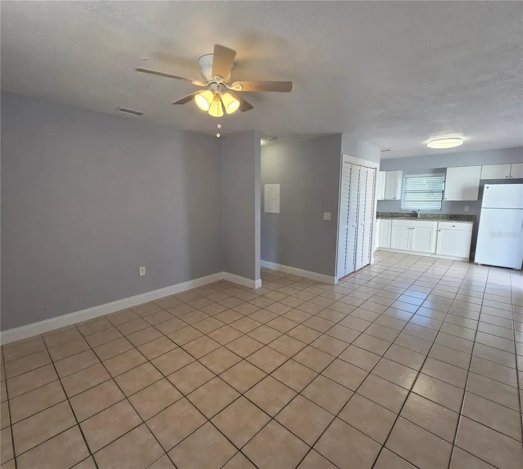 5720 N Lincoln Avenue Tampa FL 33614