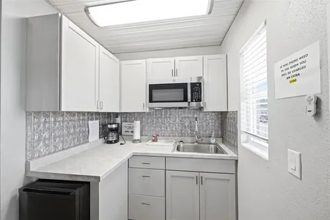 8744 Gall Boulevard Zephyrhills FL 33541