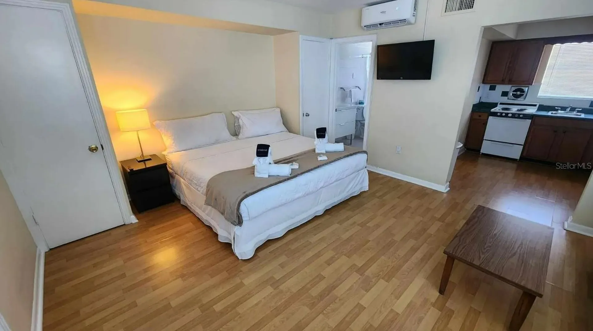 621 Bay Esplanade Clearwater Beach FL 33767