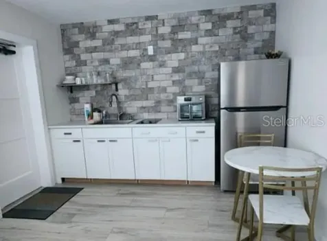 621 Bay Esplanade Clearwater Beach FL 33767