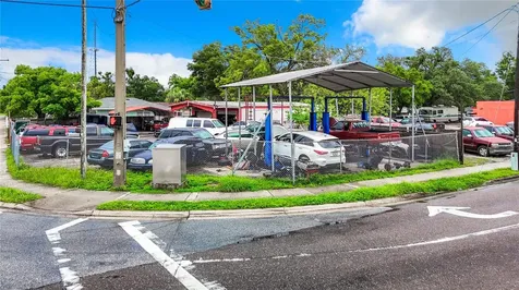 1412 E Lake Avenue Tampa FL 33605