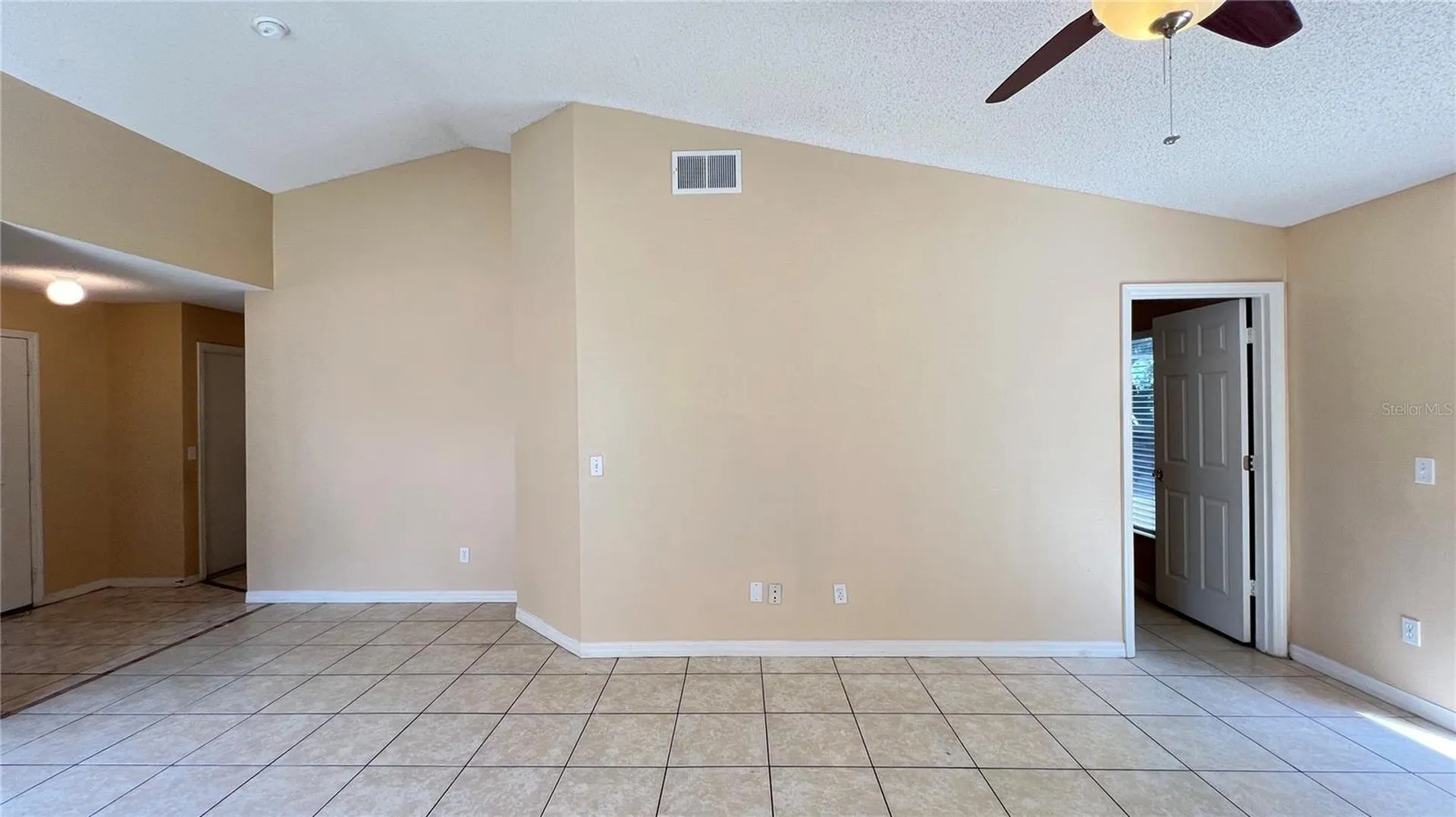 1547 Oak Hill Trail Kissimmee FL 34747