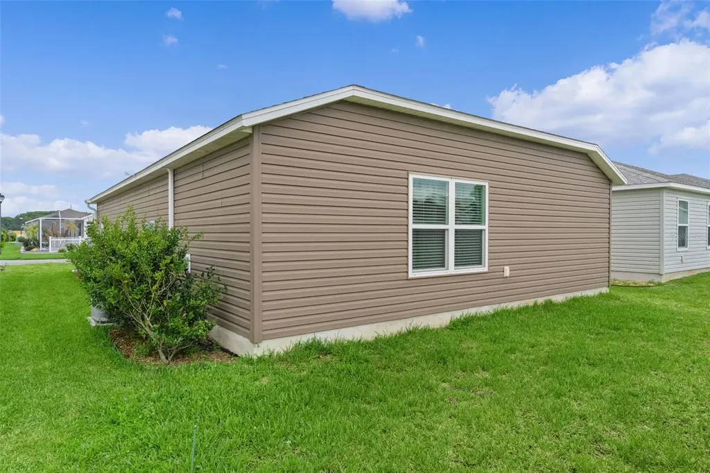 1352 Marybeth Lane The Villages FL 32163