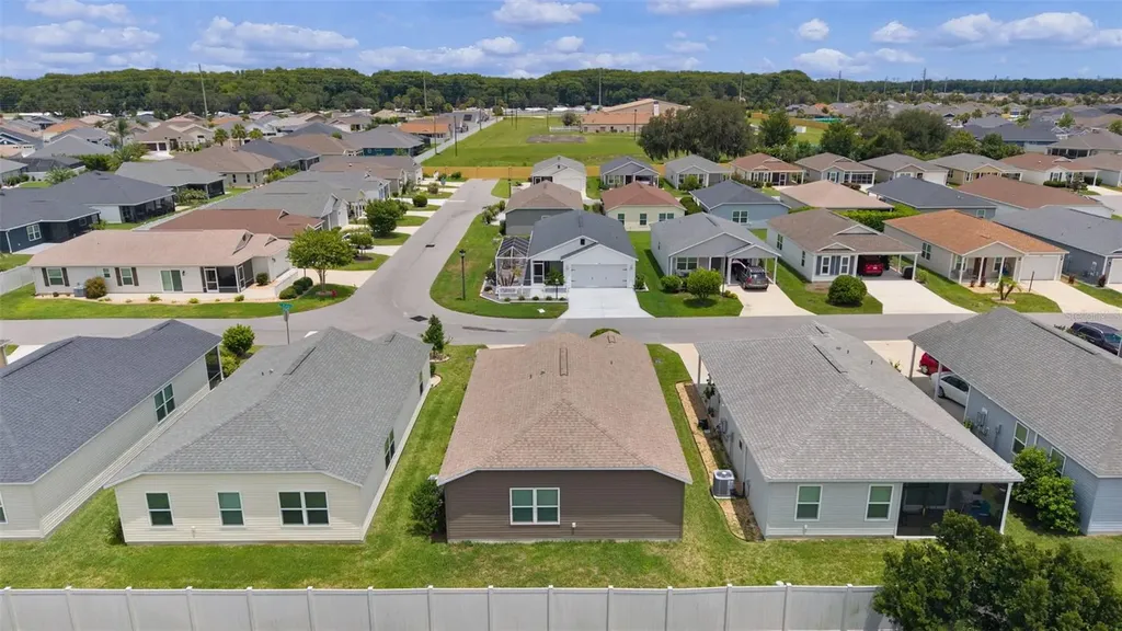 1352 Marybeth Lane The Villages FL 32163