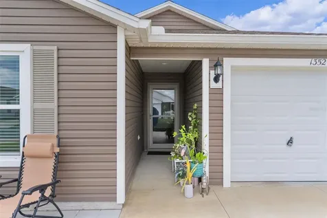 1352 Marybeth Lane The Villages FL 32163