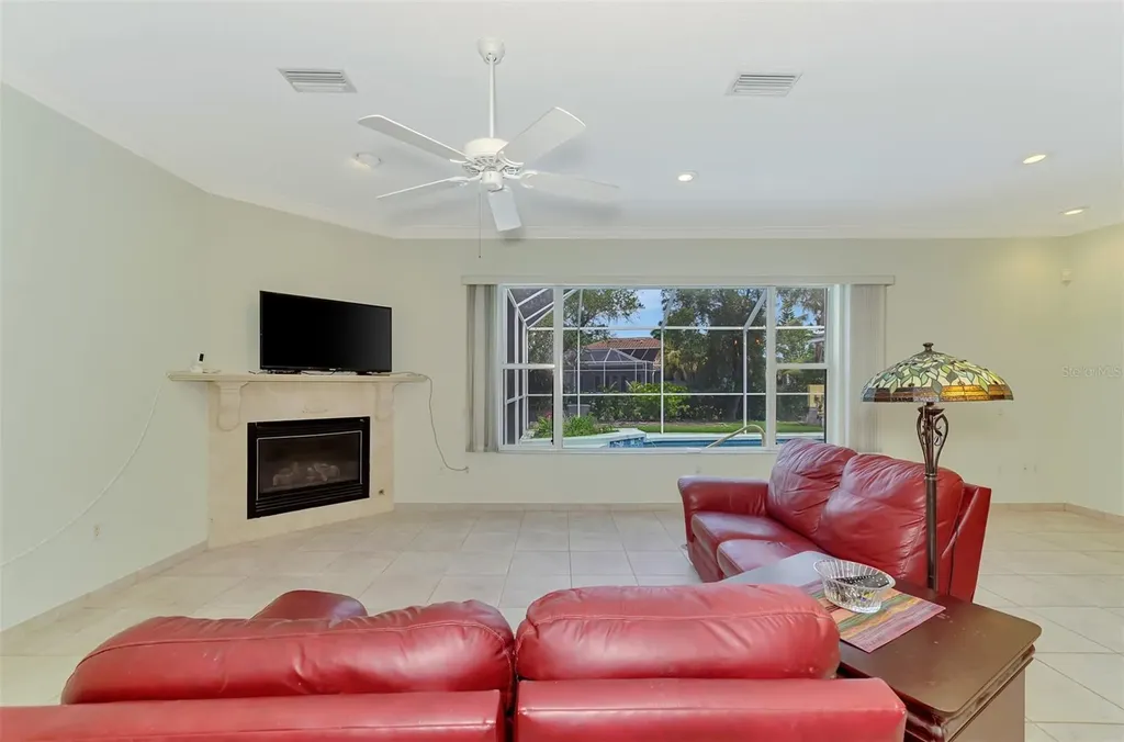 4708 Sweetmeadow Circle Sarasota FL 34238