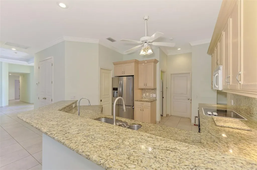 4708 Sweetmeadow Circle Sarasota FL 34238