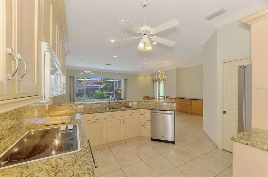 4708 Sweetmeadow Circle Sarasota FL 34238