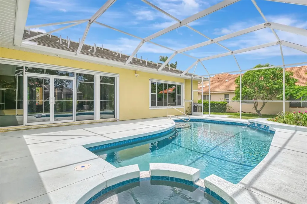 4708 Sweetmeadow Circle Sarasota FL 34238