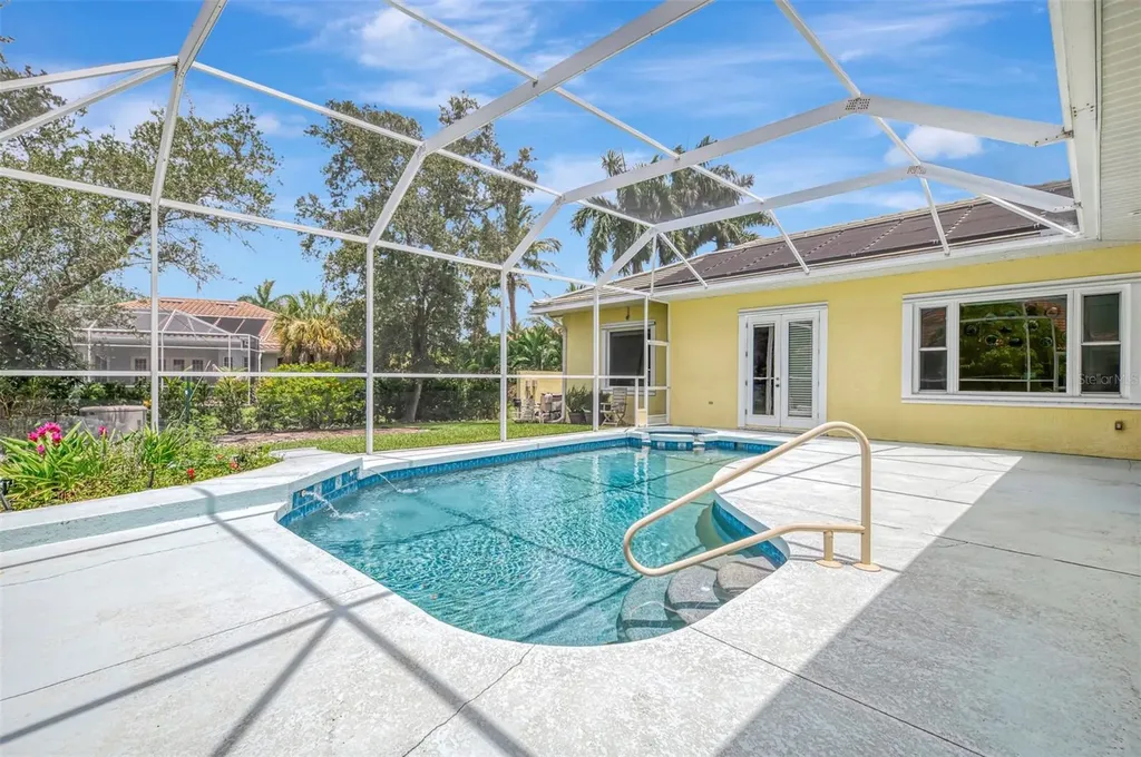 4708 Sweetmeadow Circle Sarasota FL 34238
