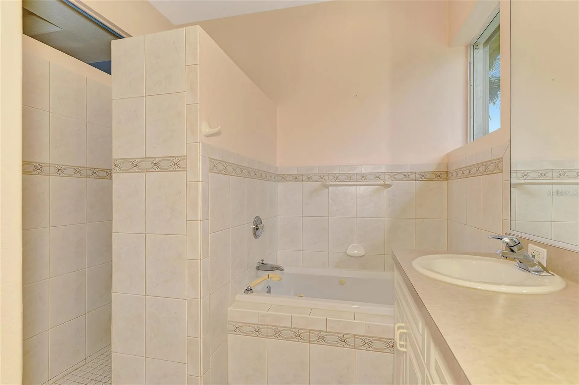 4708 Sweetmeadow Circle Sarasota FL 34238
