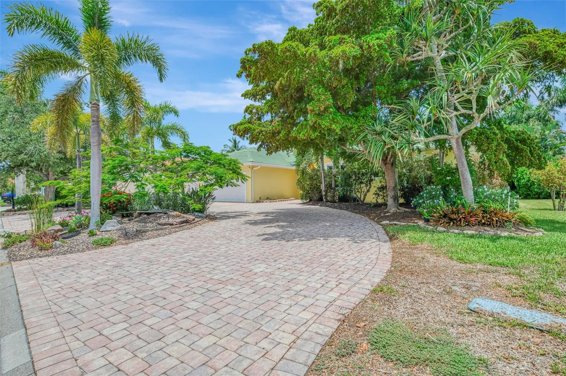 4708 Sweetmeadow Circle Sarasota FL 34238