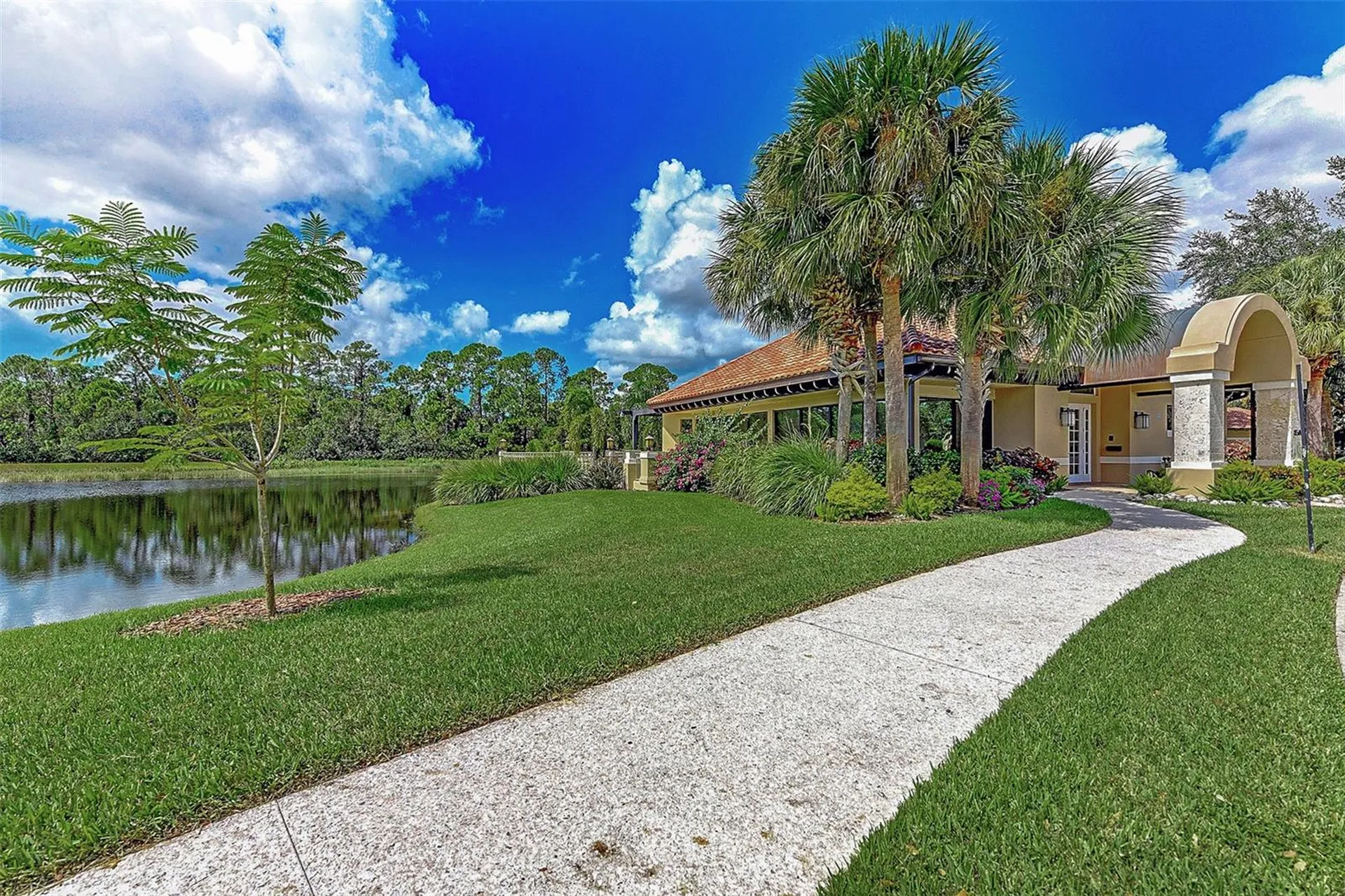4708 Sweetmeadow Circle Sarasota FL 34238