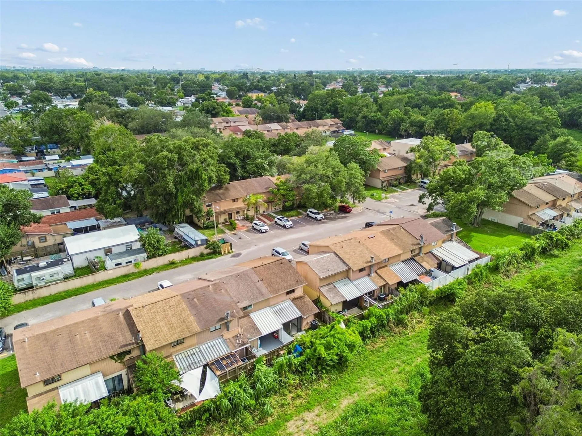 3911 Oak Limb Court Tampa FL 33614