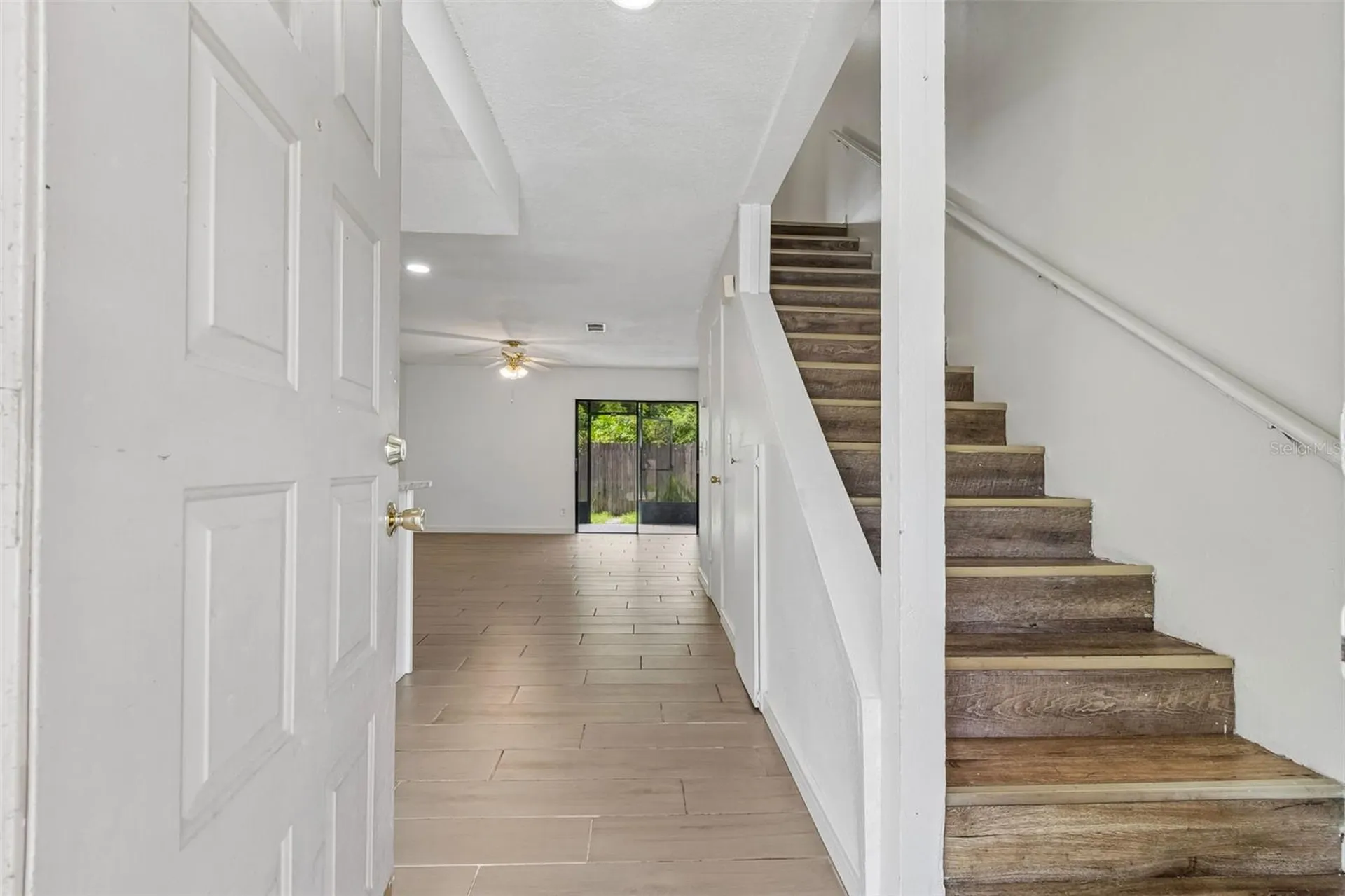 3911 Oak Limb Court Tampa FL 33614