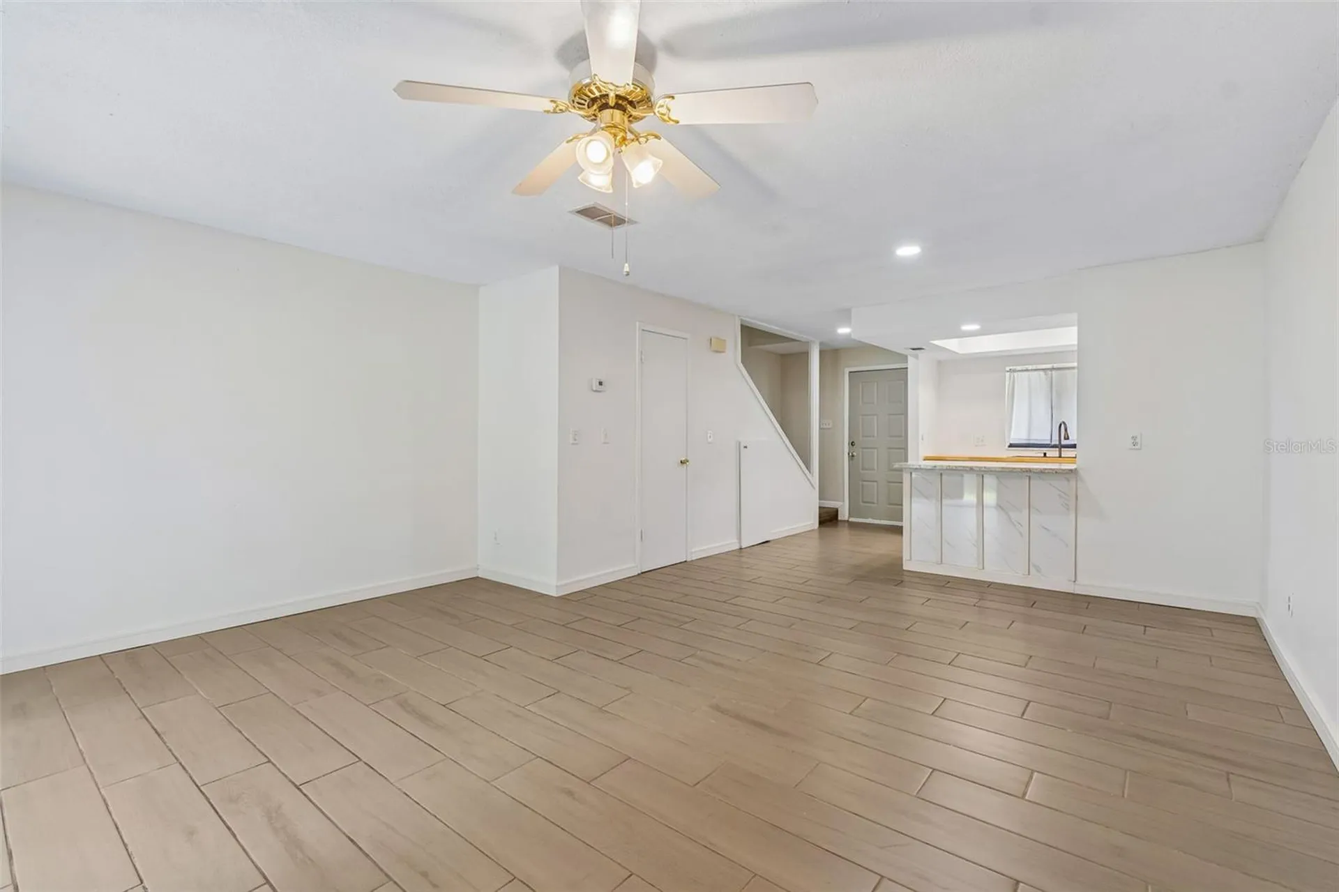 3911 Oak Limb Court Tampa FL 33614