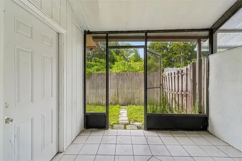3911 Oak Limb Court Tampa FL 33614