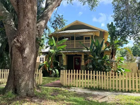 229 10TH Avenue N St Petersburg FL 33701
