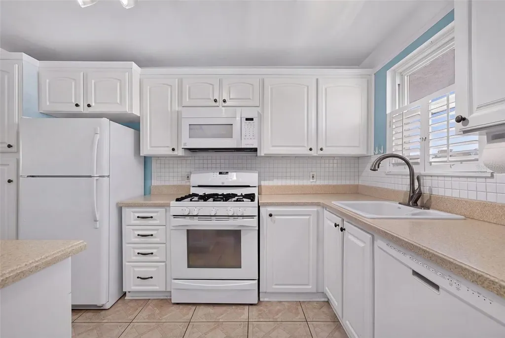 6025 Shore Boulevard S Gulfport FL 33707