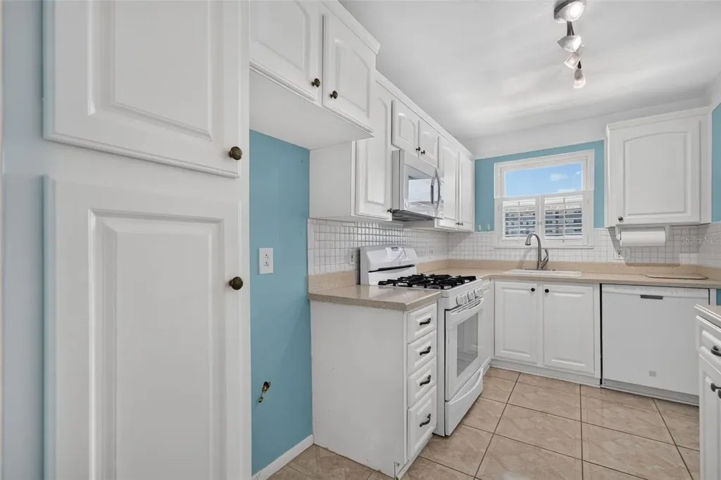 6025 Shore Boulevard S Gulfport FL 33707