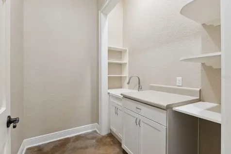 6127 Tarawood Drive Orlando FL 32819