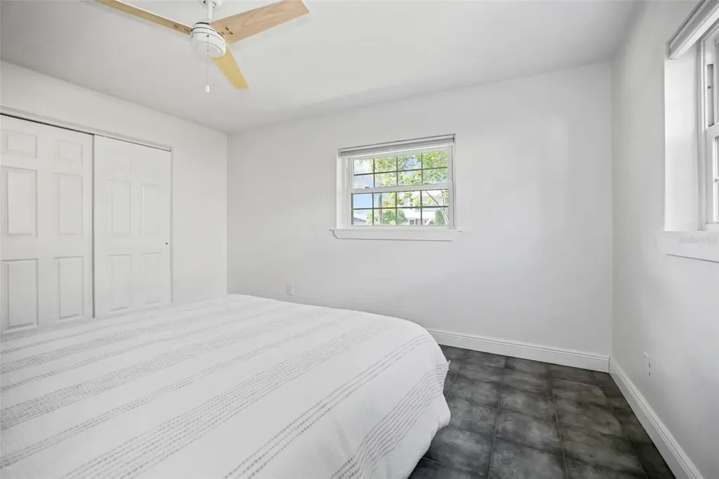 4229 7th Avenue N St Petersburg FL 33713