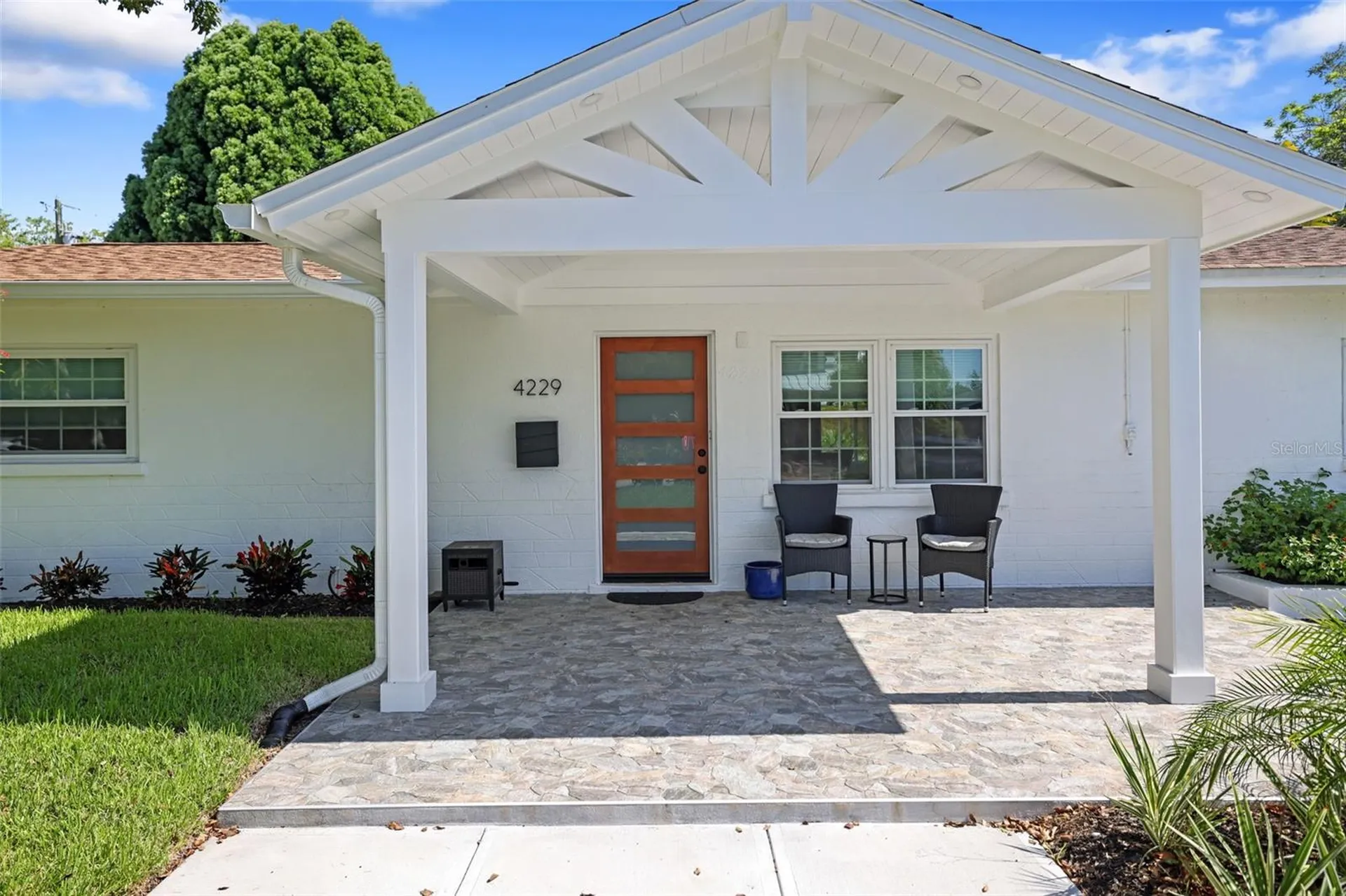 4229 7th Avenue N St Petersburg FL 33713