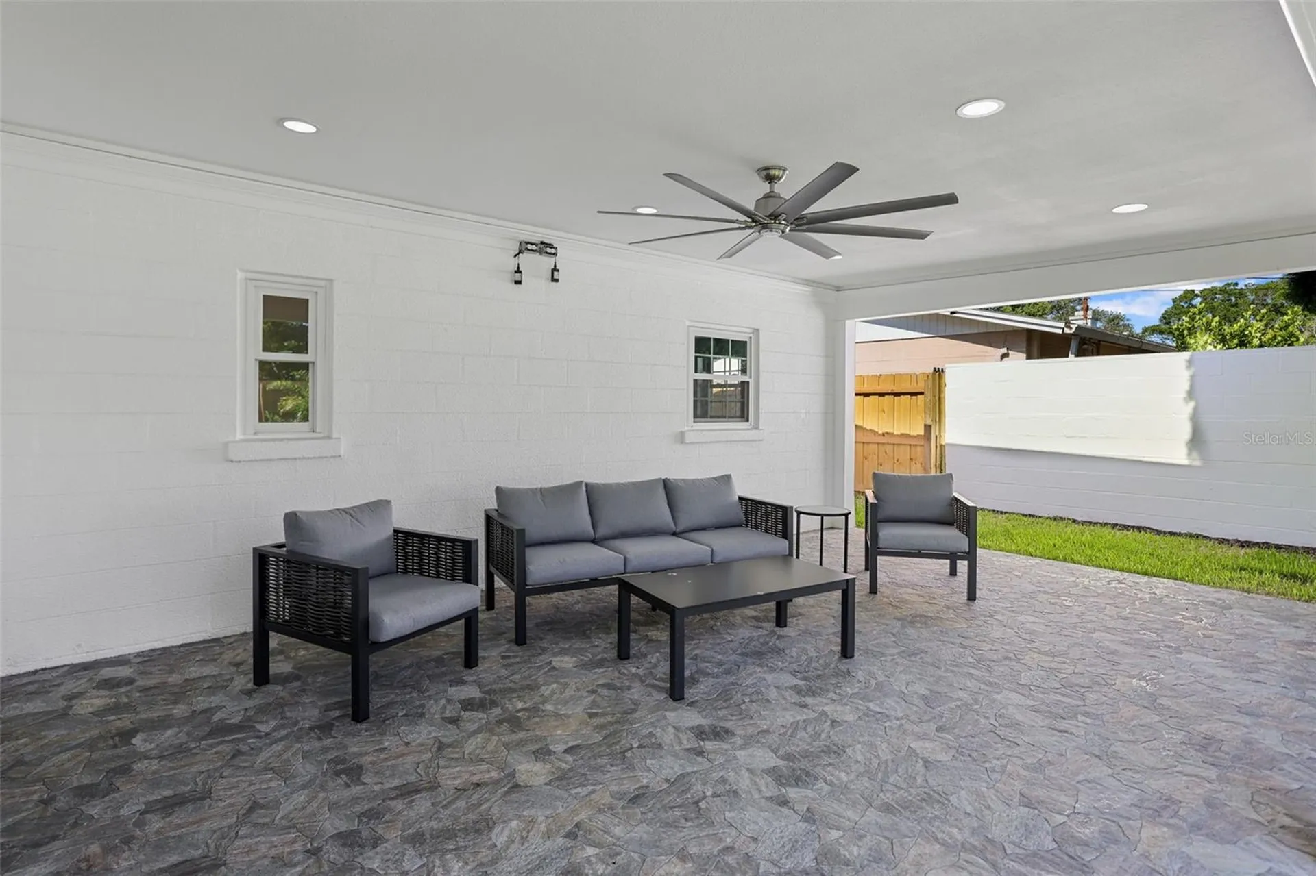 4229 7th Avenue N St Petersburg FL 33713