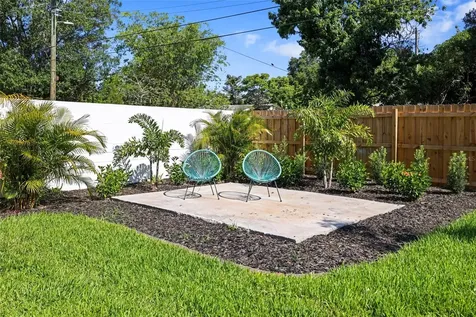 4229 7th Avenue N St Petersburg FL 33713